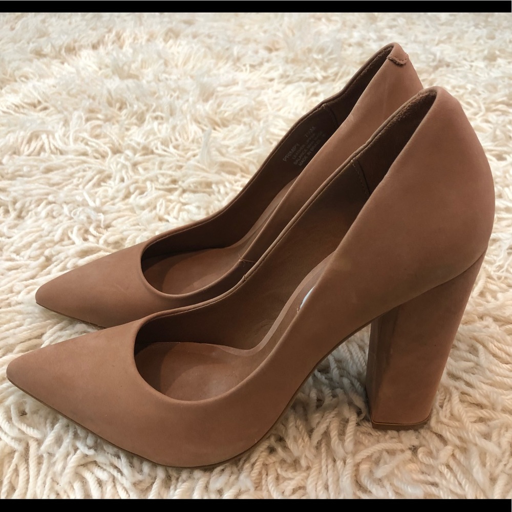 Steve Madden Nude/Pink Heels Size 7.5